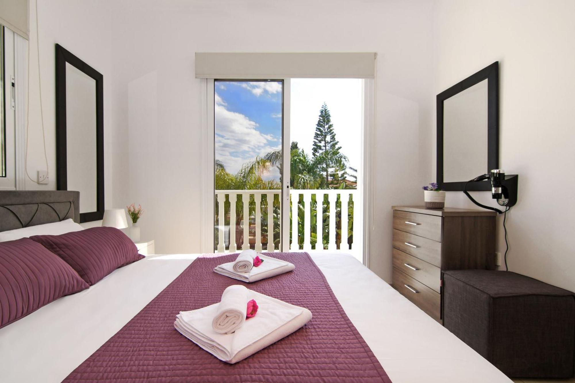 Nissi Sapphire Villa 아이아 나파 외부 사진